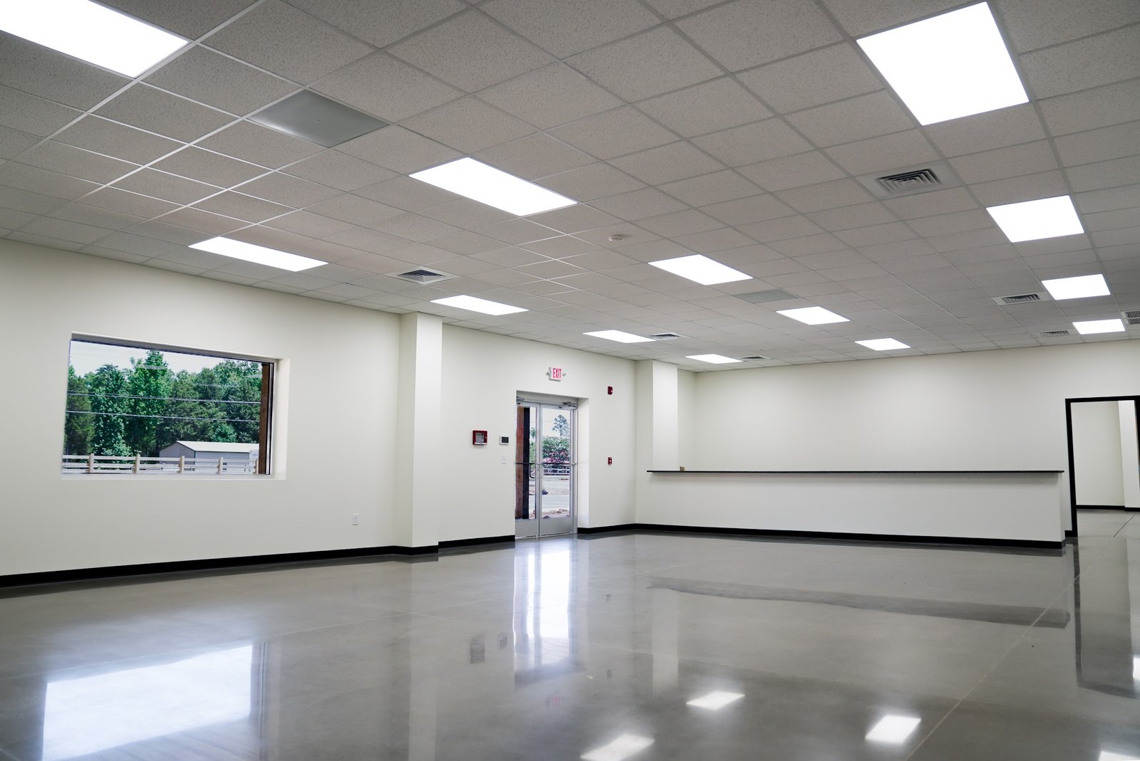 DME Racing Shop & Showroom